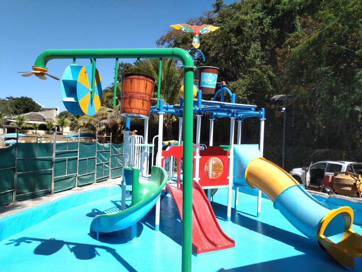 Aldeia Do Lago C204- Com Cozinha , Churrasqueira E Bebidas Liberadas No Parque Aquatico, Internet Banda Larga, Ponto Recarga De Carro Eletrico Caldas Novas Kültér fotó