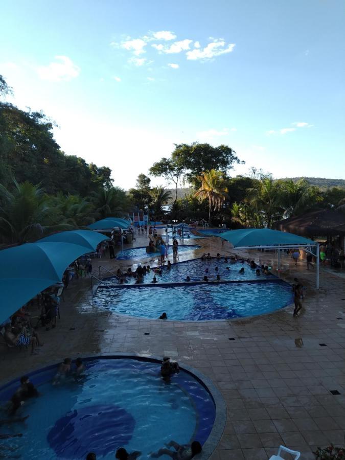 Aldeia Do Lago C204- Com Cozinha , Churrasqueira E Bebidas Liberadas No Parque Aquatico, Internet Banda Larga, Ponto Recarga De Carro Eletrico Caldas Novas Kültér fotó